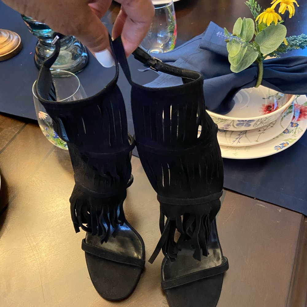 Authentic Gucci fringe sandal